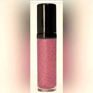 3 PCS OF NEWBERRY LUXURY LIPGLOSS- DISCONTINUED COLOR RARE FIND FROM MUA COUNTER